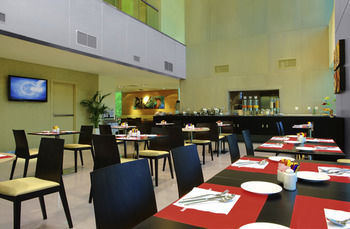 ibis Sharq Kuwait 3*