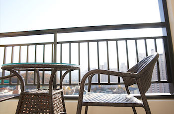 Cs Premier Hotel 4*