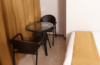 Cs Premier Hotel 4*