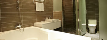 Cs Premier Hotel 4*