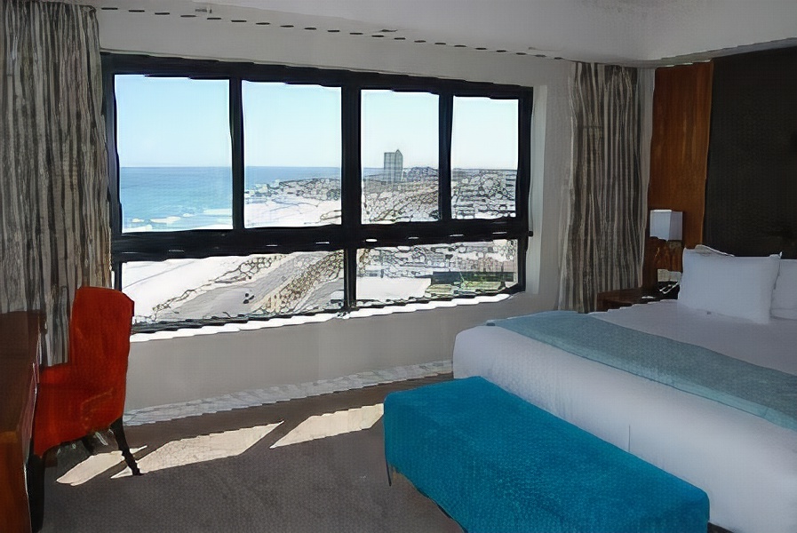 Blaauwberg Beach Hotel 4*