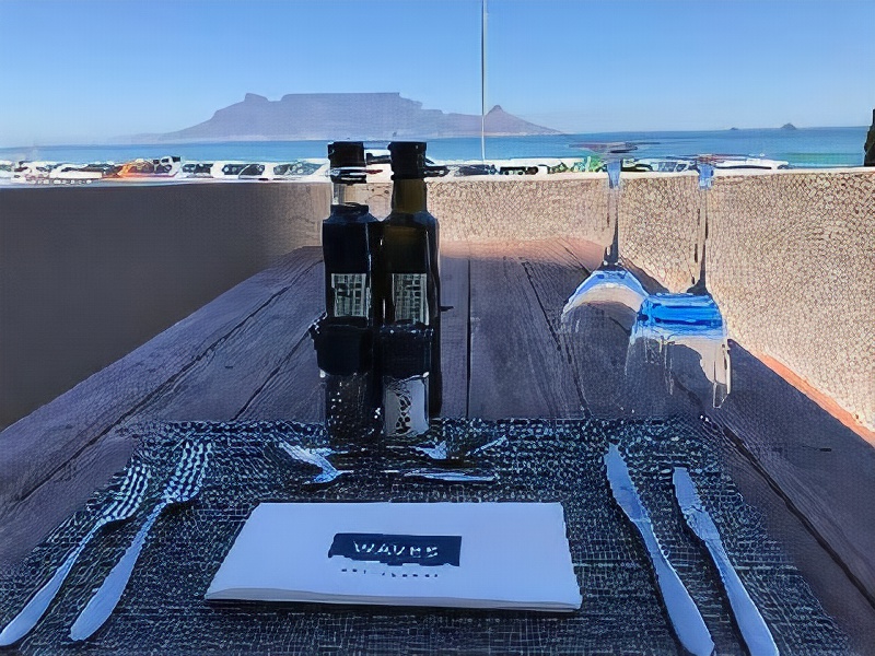 Blaauwberg Beach Hotel 4*