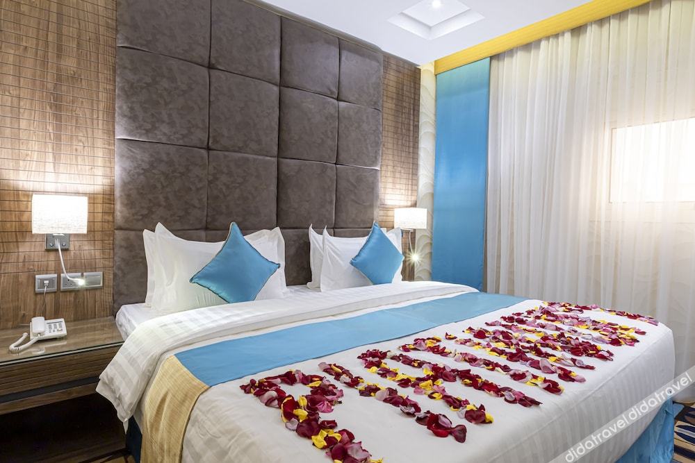 Platinum Hotel 1*