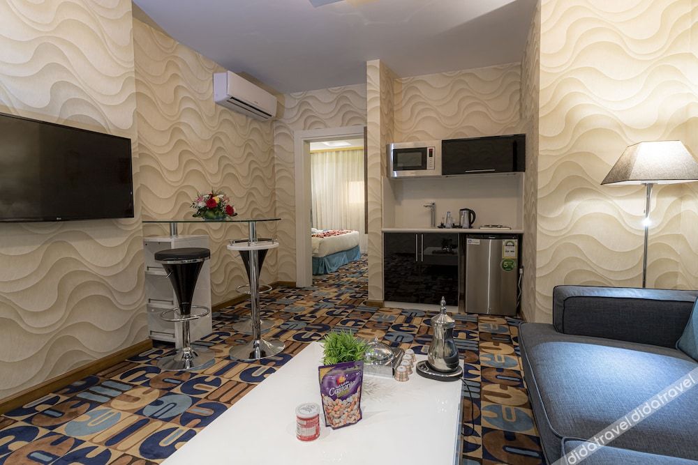 Platinum Hotel 1*