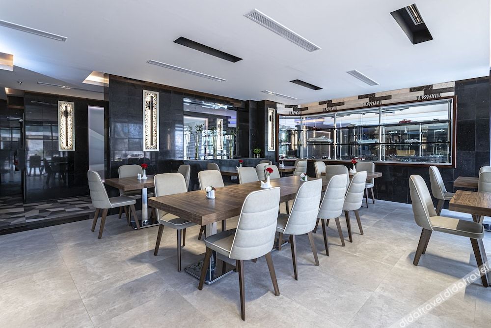 Platinum Hotel 1*