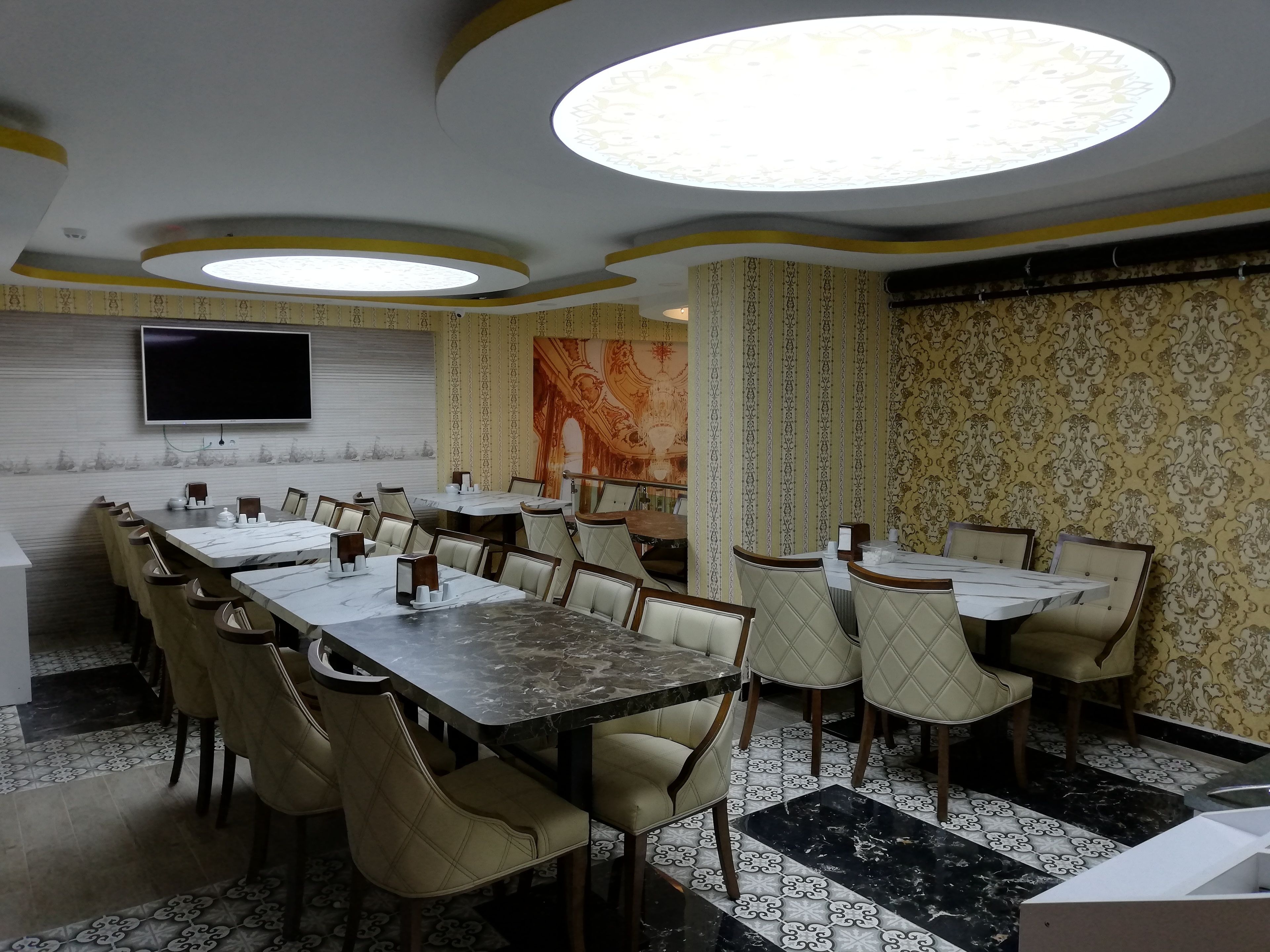 Akdeniz Van Otel 2*