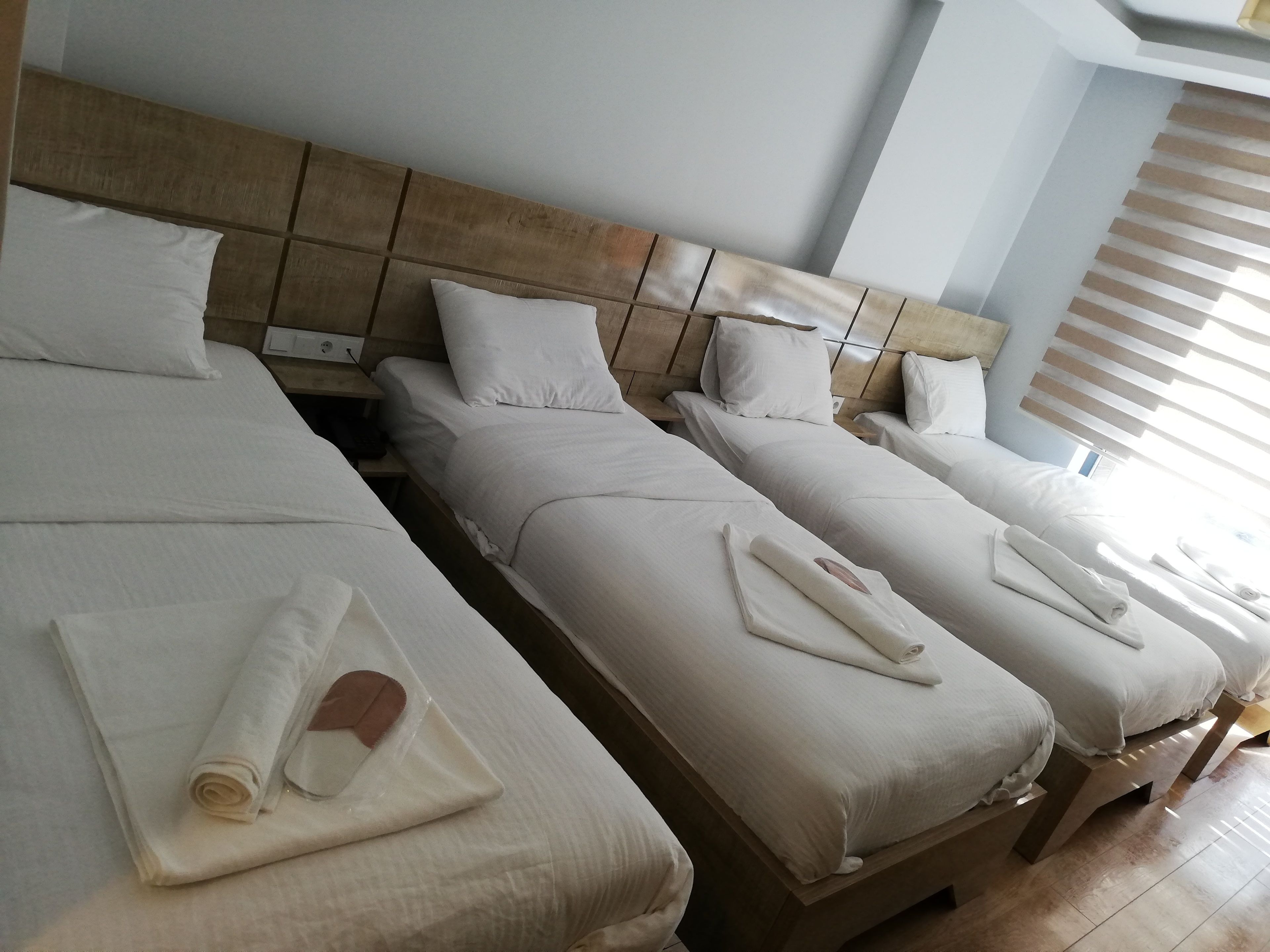 Akdeniz Van Otel 2*
