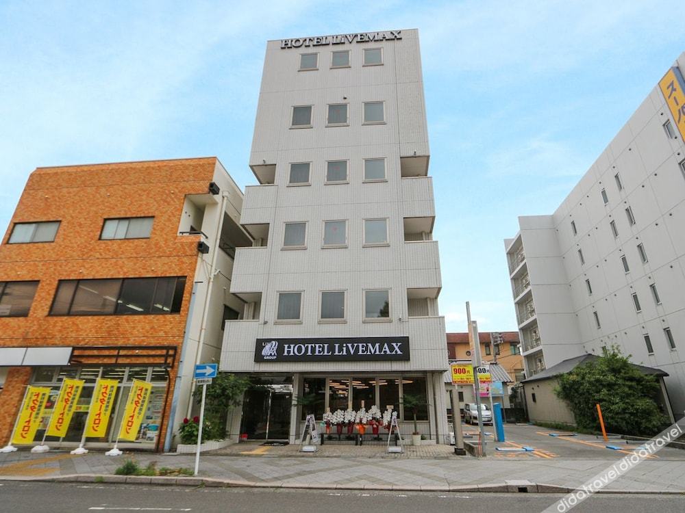 HOTEL LiVEMAX Fuji Ekimae 2*