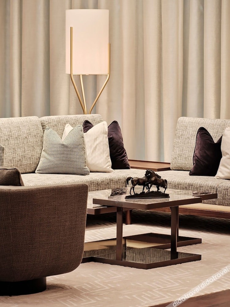 Grand Hyatt Kuwait 5*