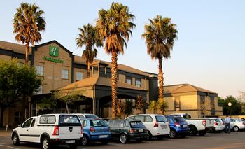 Holiday Inn Johannesburg Airport by IHG 4*