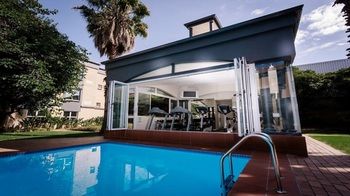 Holiday Inn Johannesburg Airport by IHG 4*
