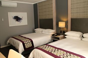 Holiday Inn Johannesburg Airport by IHG 4*