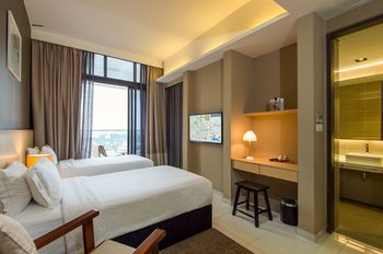 The Pines Melaka 4*