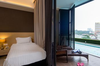 The Pines Melaka 4*