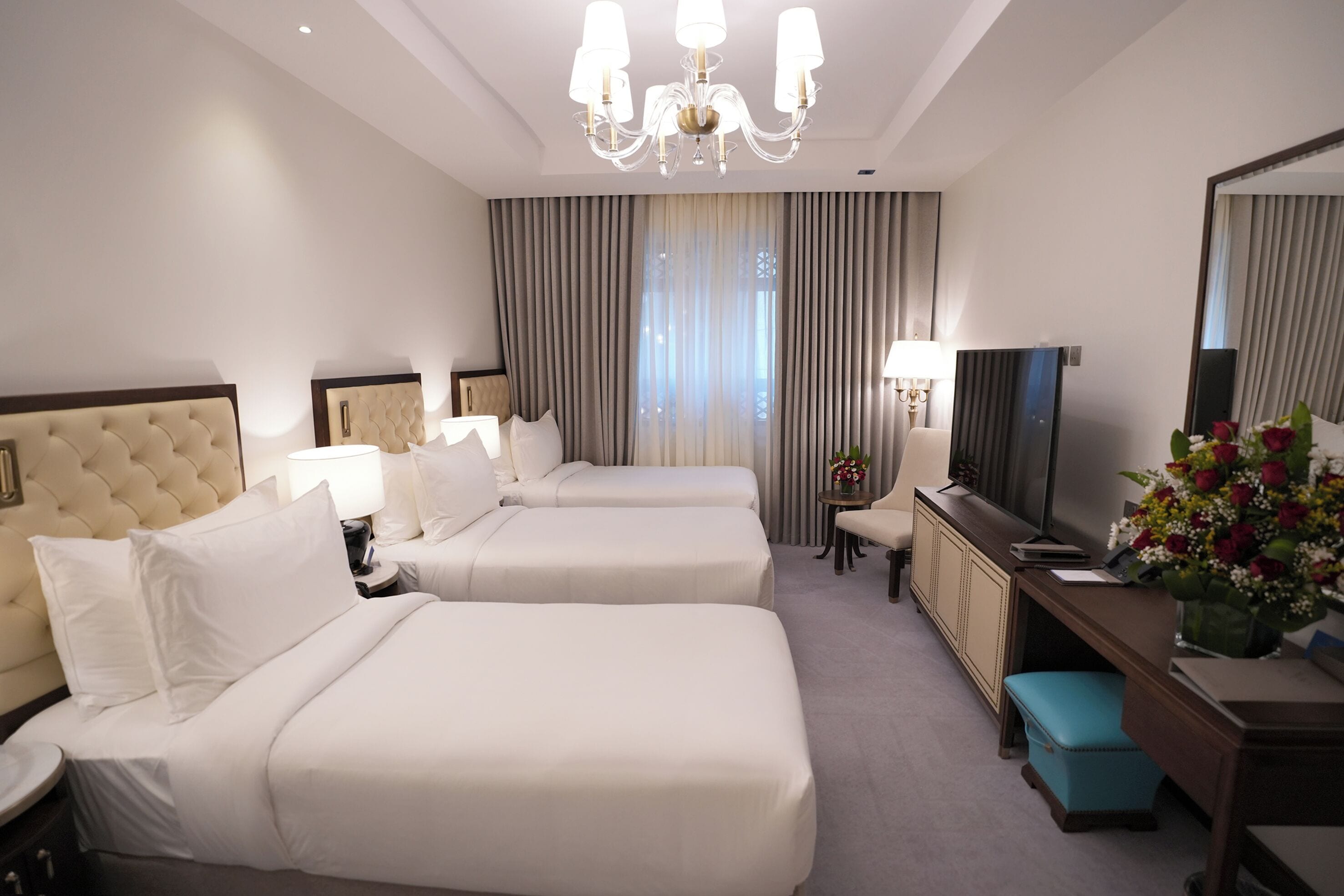 Peninsula Worth Hotel 0*
