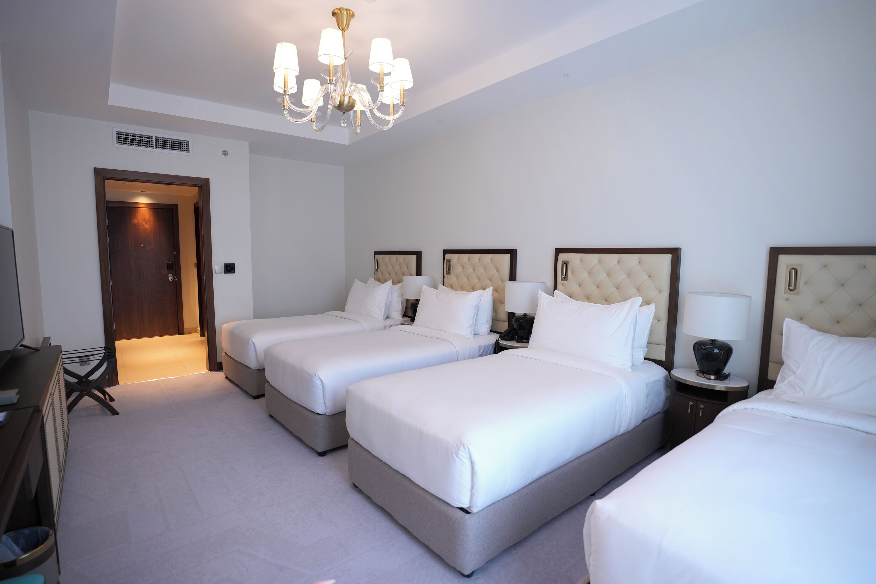 Peninsula Worth Hotel 0*
