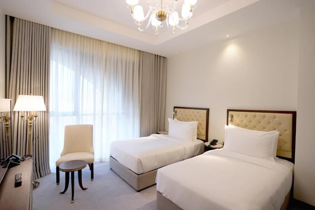 Peninsula Worth Hotel 0*