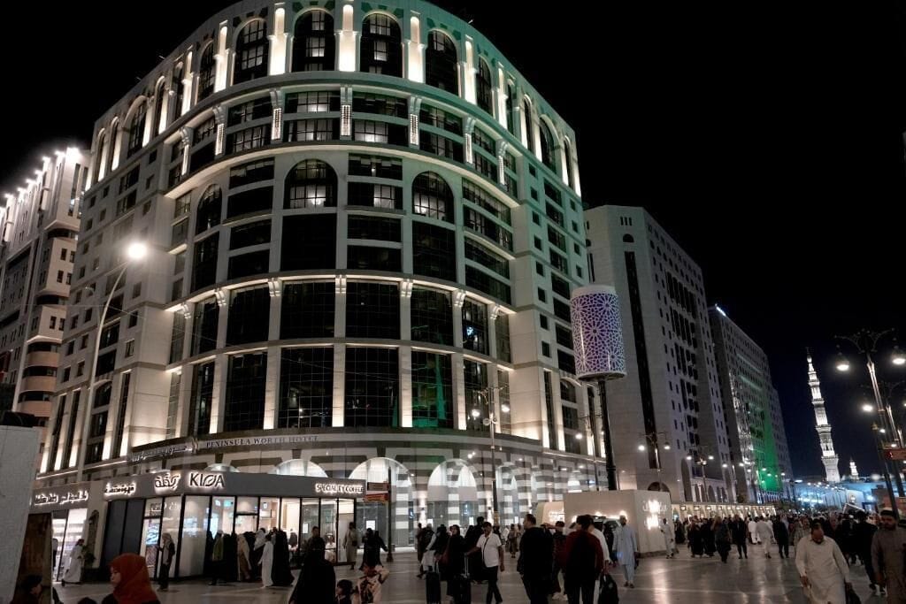 Peninsula Worth Hotel 0*