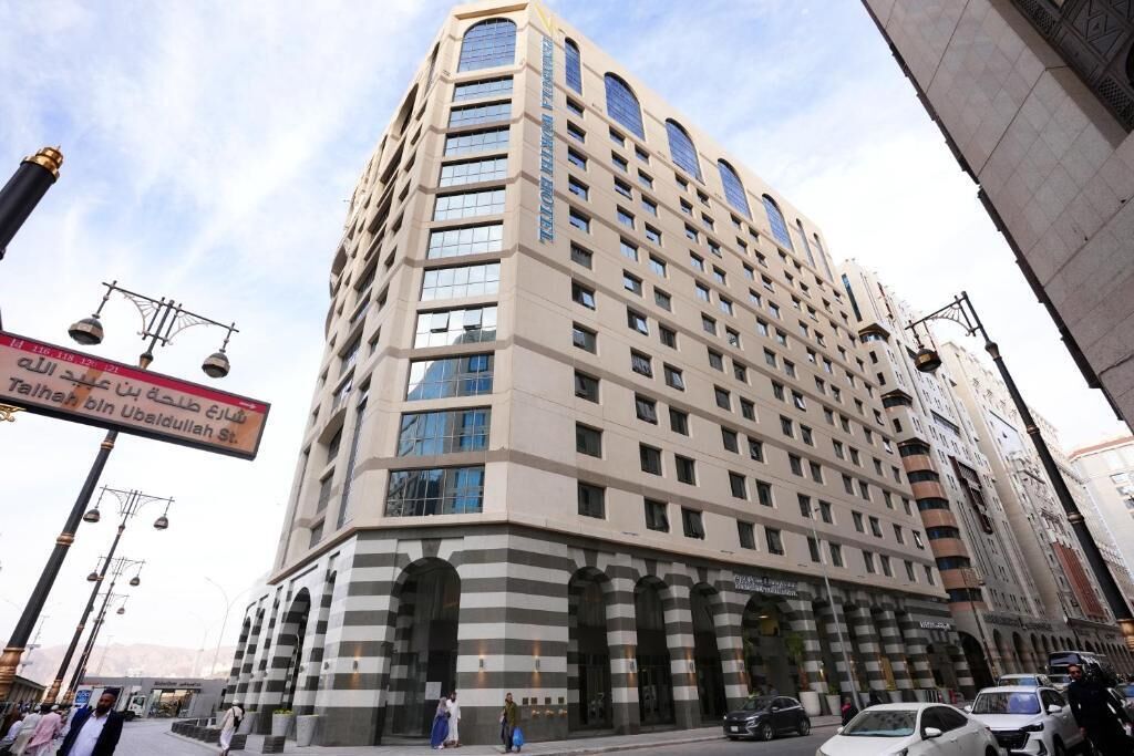 Peninsula Worth Hotel 0*