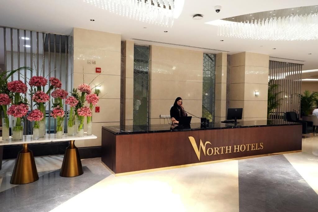 Peninsula Worth Hotel 0*