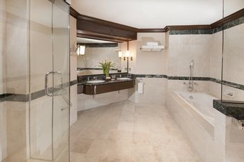 Dorsett Grand Labuan 5*