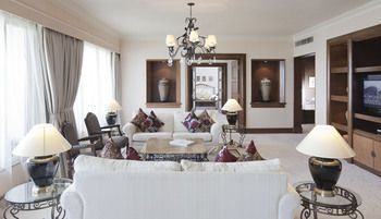 Dorsett Grand Labuan 5*