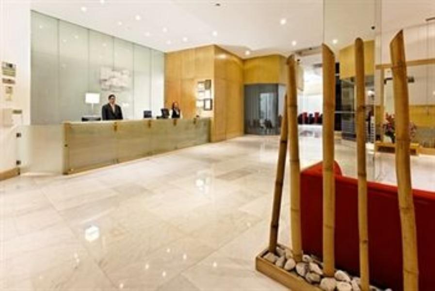 Туры в Holiday Inn Express Hotel & Suites at the WTC