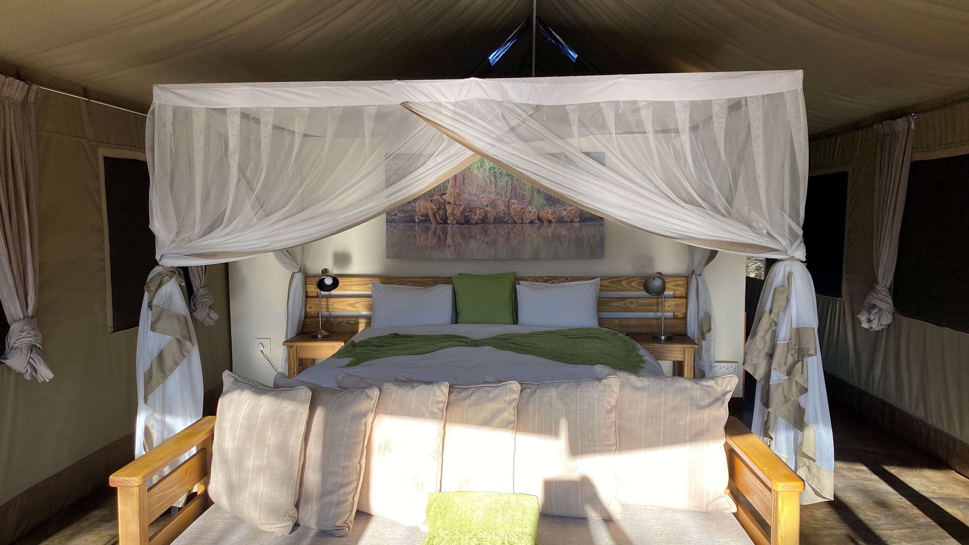 Honeyguide Khoka Moya Camp 3*