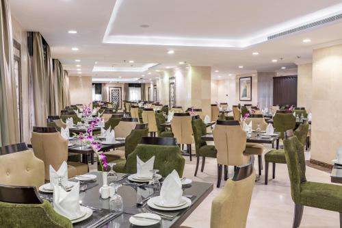 Taiba Front Hotel 3*