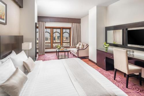 Taiba Front Hotel 3*