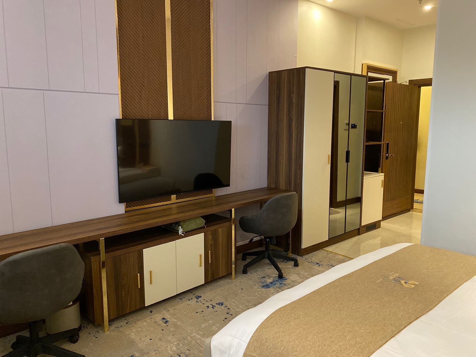 Fender Hotel 0*