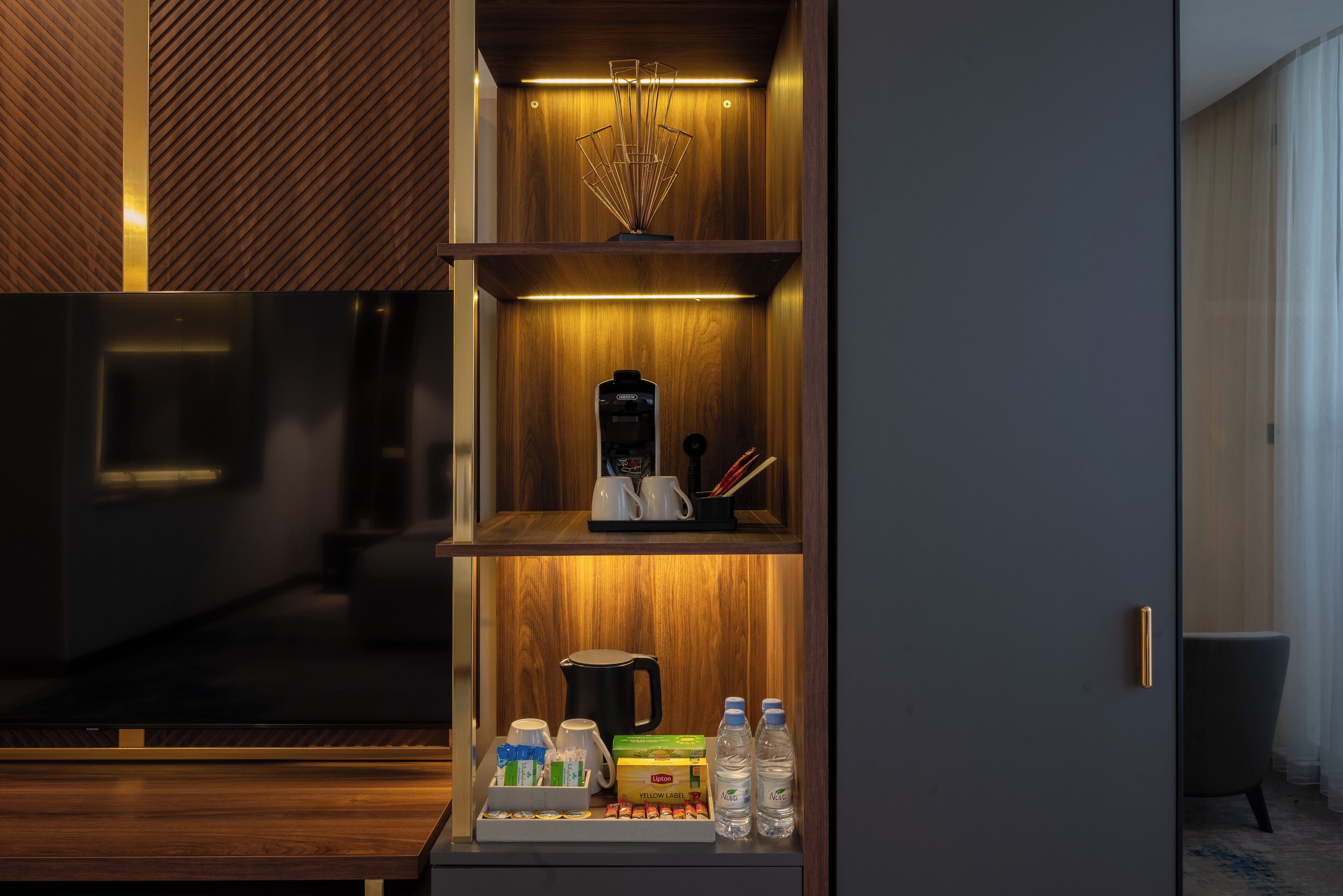 Fender Hotel 0*
