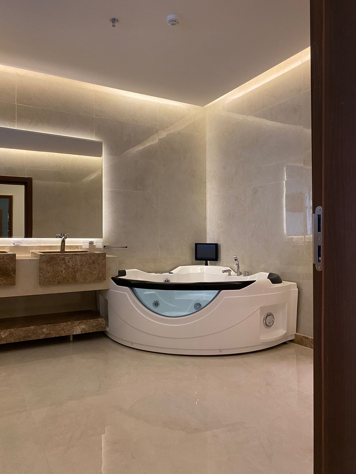 Fender Hotel 0*