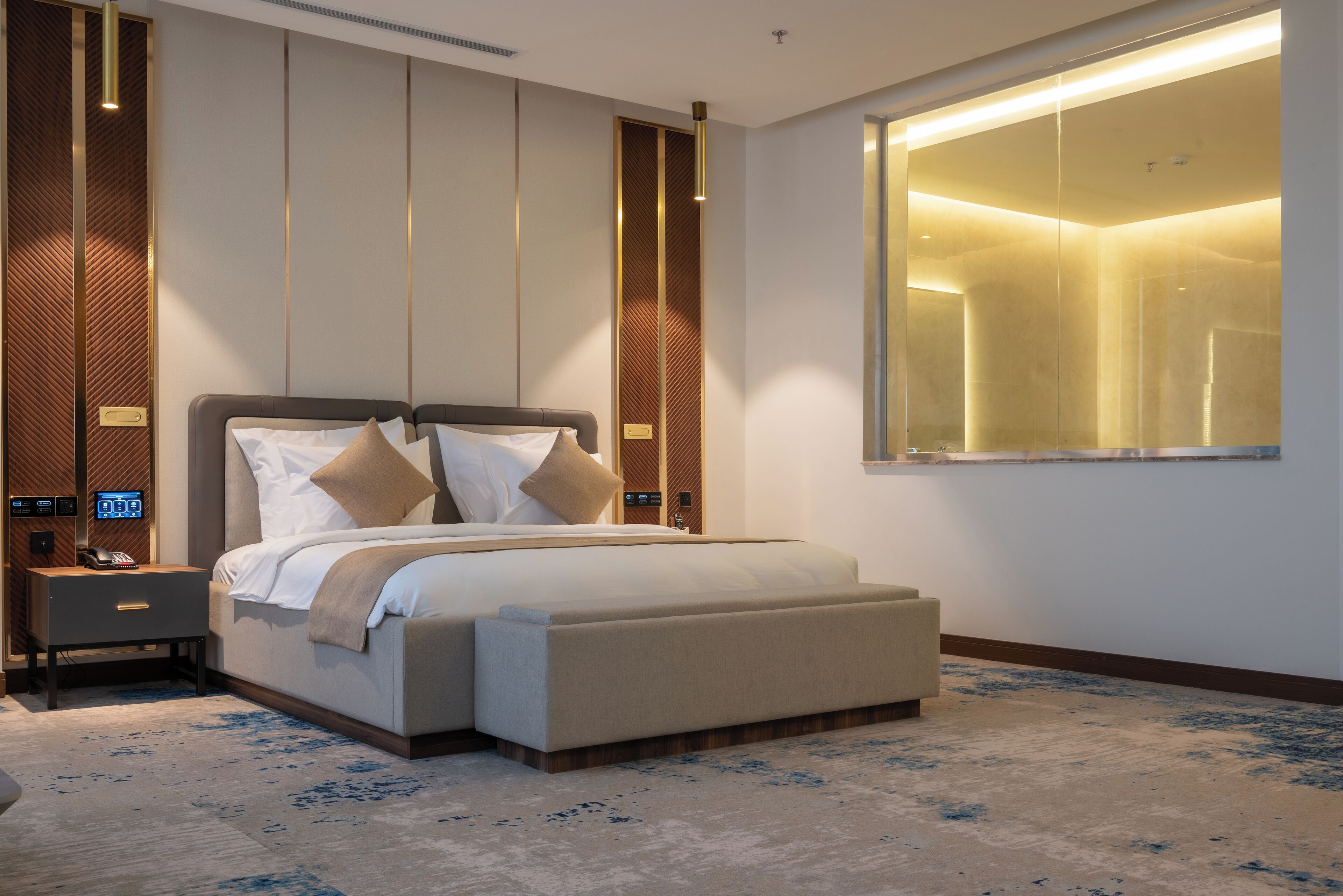 Fender Hotel 0*