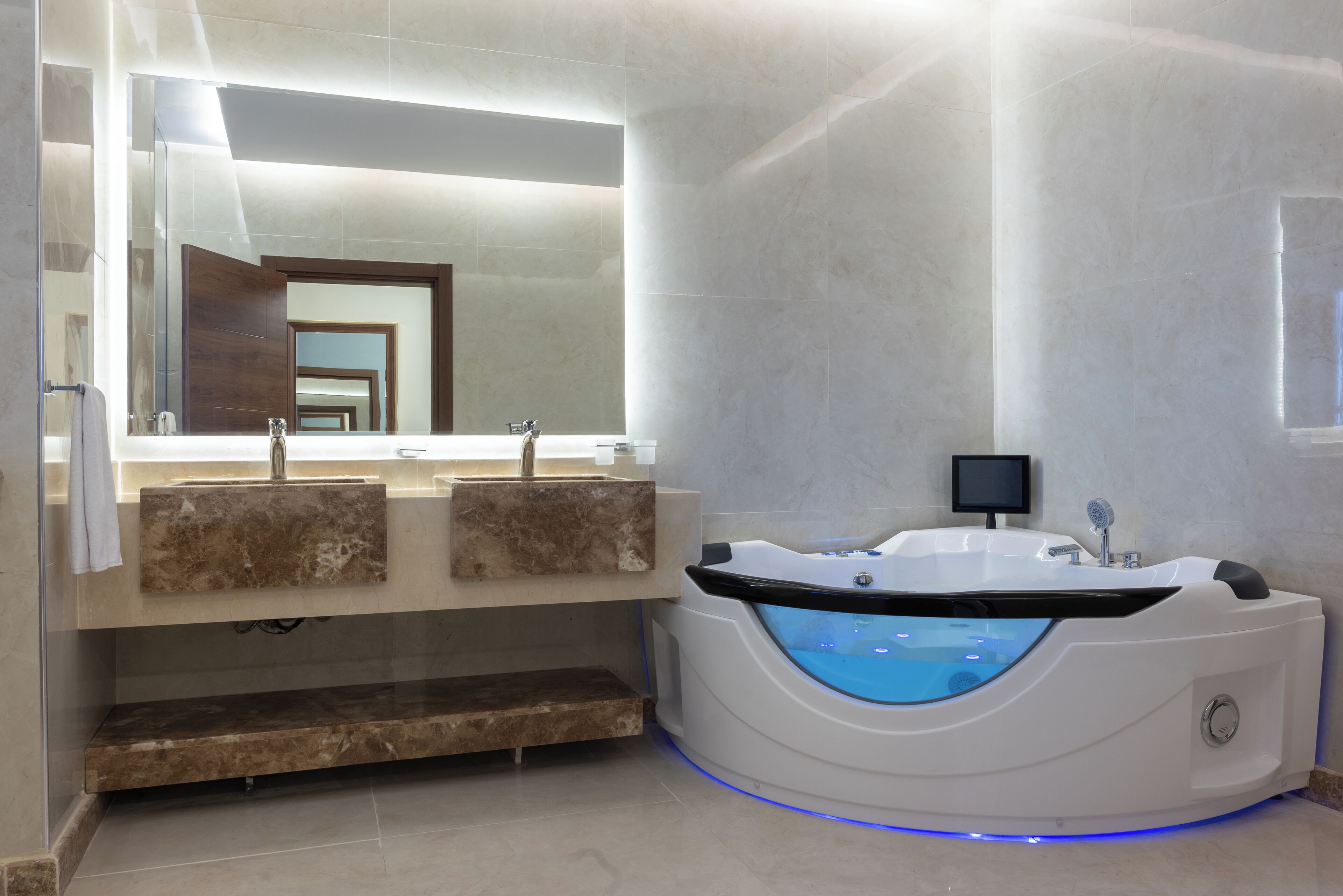 Fender Hotel 0*