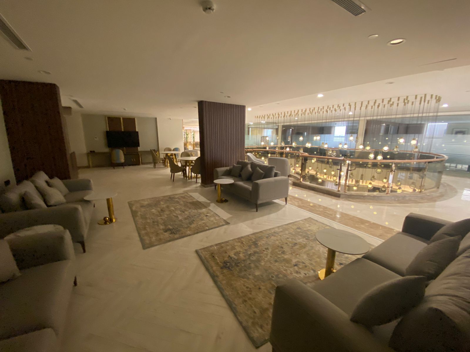 Fender Hotel 0*