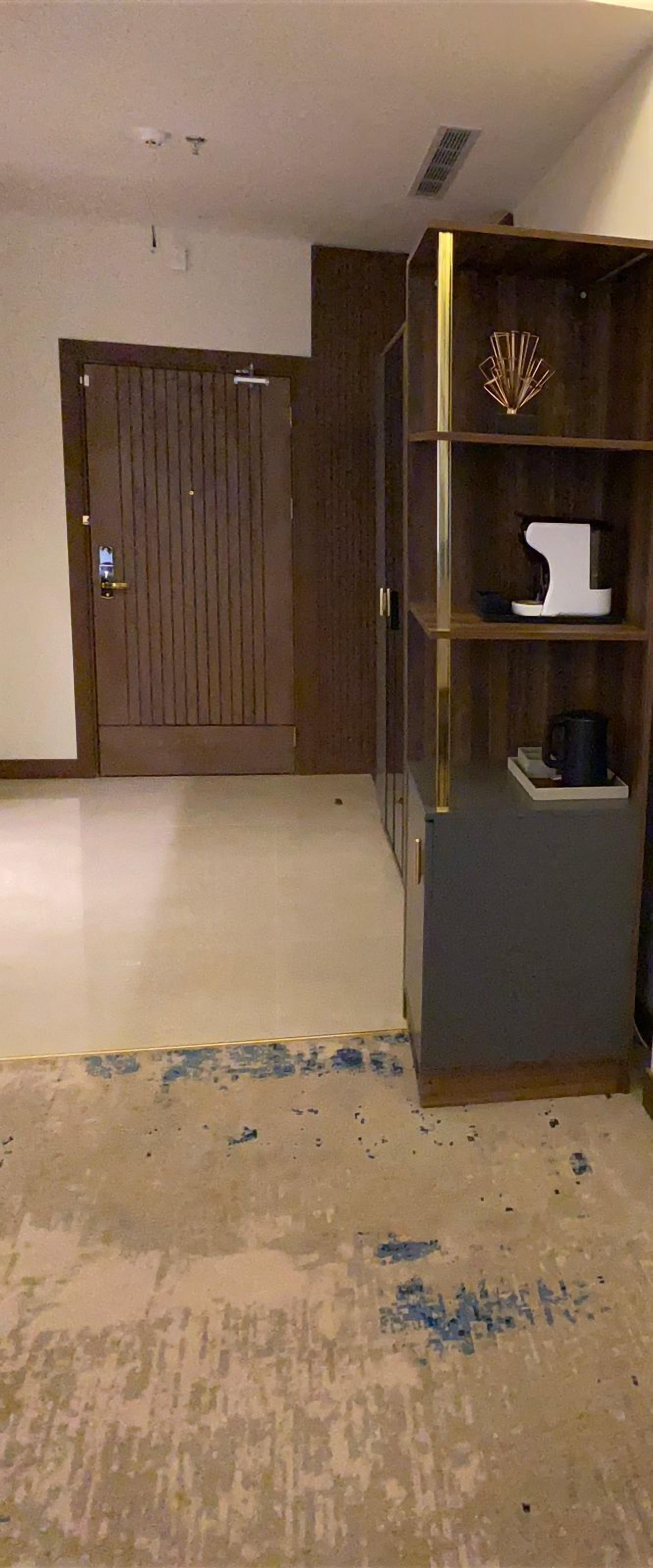 Fender Hotel 0*