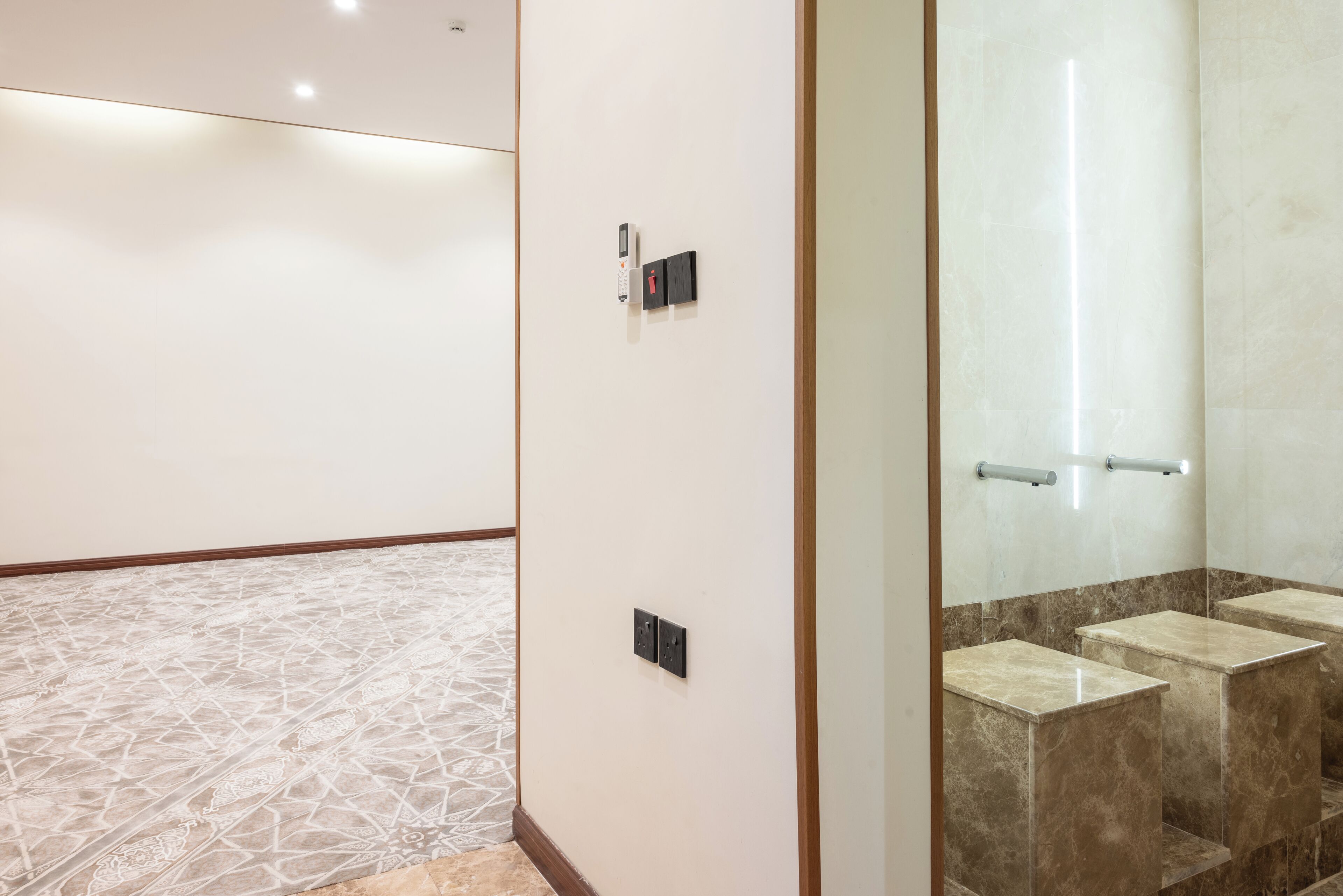 Fender Hotel 0*