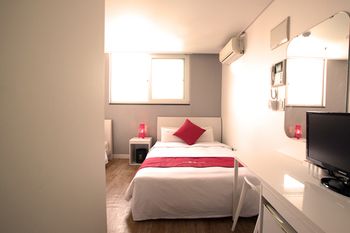 Three Seven Hotel 3*