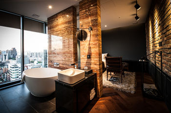 SR Hotel Sadang 3*