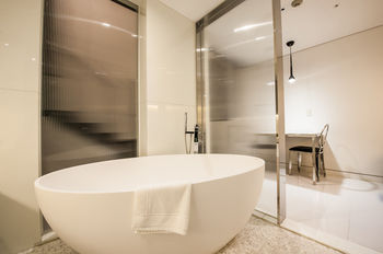SR Hotel Sadang 3*