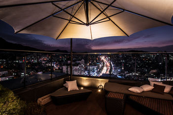 SR Hotel Sadang 3*