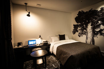 SR Hotel Sadang 3*