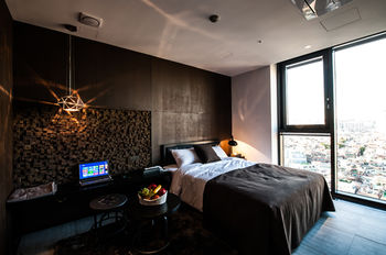 SR Hotel Sadang 3*