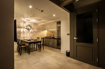 SR Hotel Sadang 3*