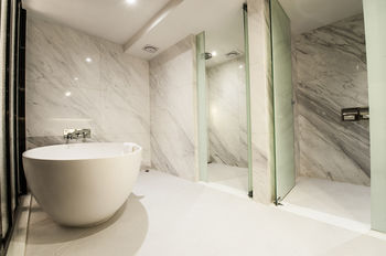 SR Hotel Sadang 3*