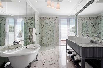The Marly Boutique Hotel 5*