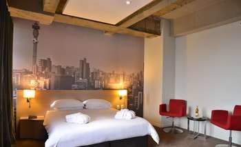 Reef Hotel 4*