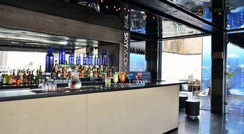 Reef Hotel 4*