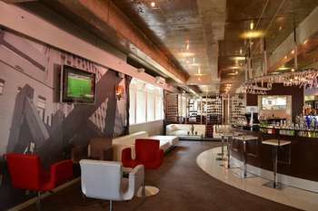 Reef Hotel 4*